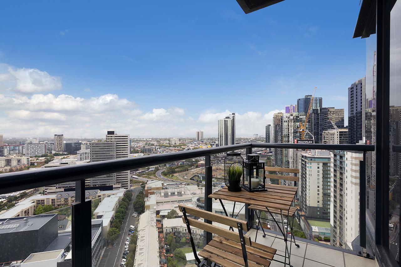 Complete Host Southpoint Apartments Melbourne City Exterior foto